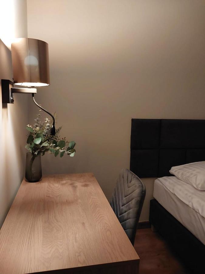 Spacious Two-Bedroom Apartment In The City Center Krakow Exterior photo
